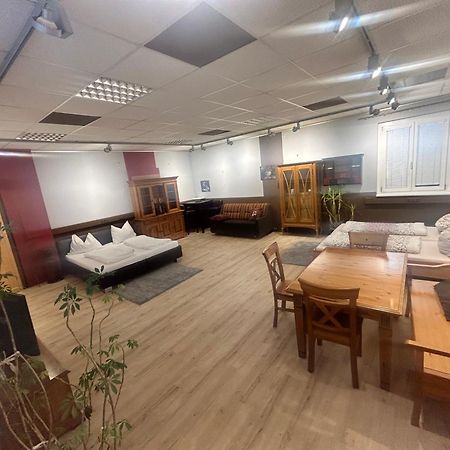 Nous Cafe & Restaurant Hotel Krumnussbaum Екстериор снимка