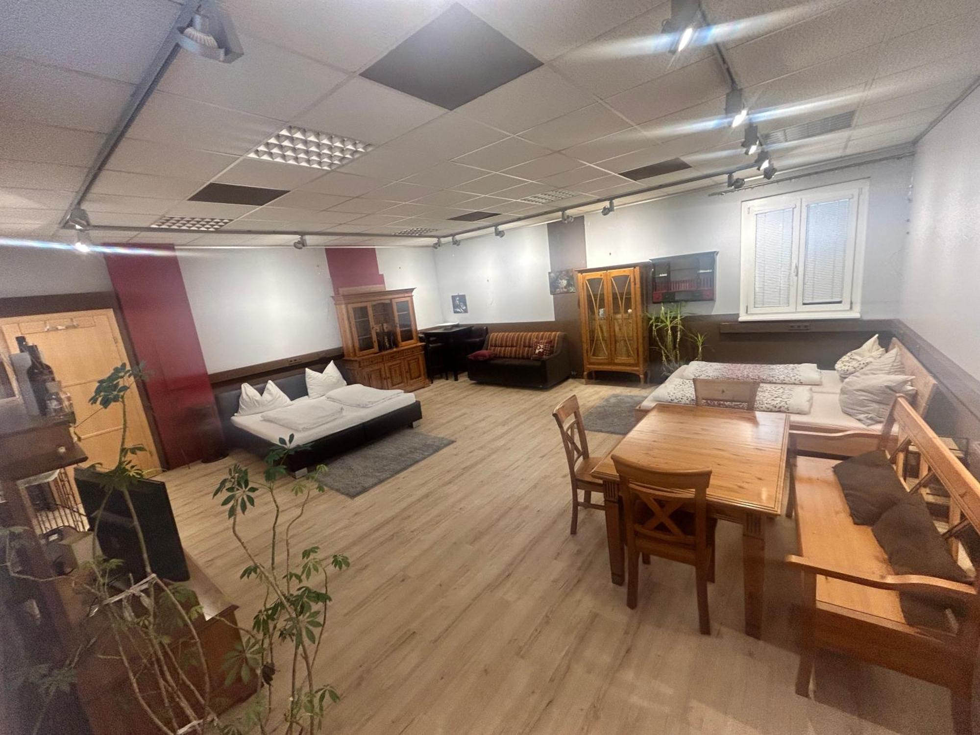 Nous Cafe & Restaurant Hotel Krumnussbaum Екстериор снимка